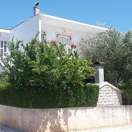 Apartment Damira Vodice Bagian luar foto