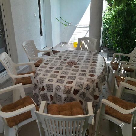 Apartment Damira Vodice Bagian luar foto