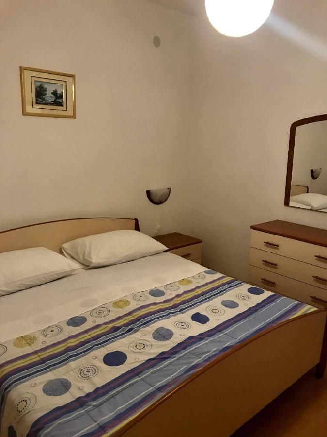 Apartment Damira Vodice Bagian luar foto