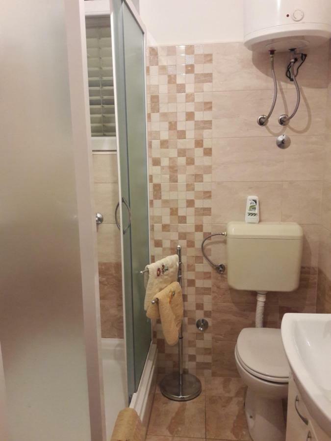 Apartment Damira Vodice Bagian luar foto
