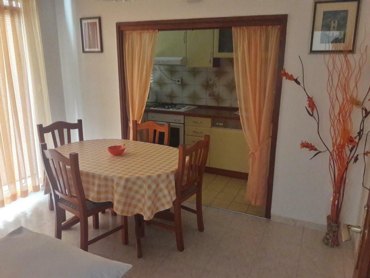 Apartment Damira Vodice Bagian luar foto